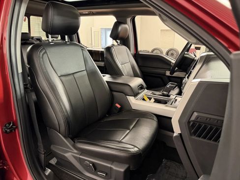 Used 2018 Ford F150 Lariat w/ Equipment Group 502A Luxury AWD/4WD image 40