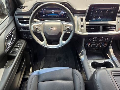Used 2024 Chevrolet Suburban Z71 AWD/4WD image 16