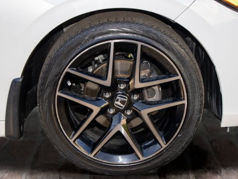 Certified 2023 Honda Civic Sport Touring image 39