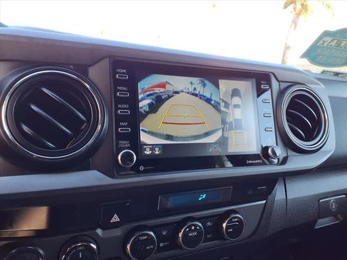 Used 2023 Toyota Tacoma TRD Sport image 13