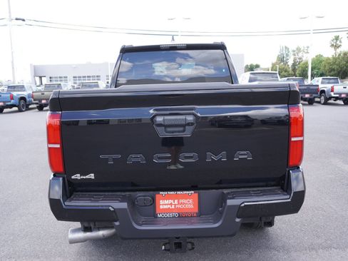 New 2026 Toyota Tacoma SR5 AWD/4WD image 11