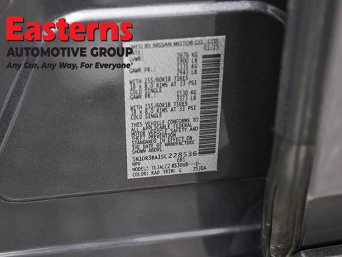 Used 2025 Nissan Pathfinder SV FWD image 36