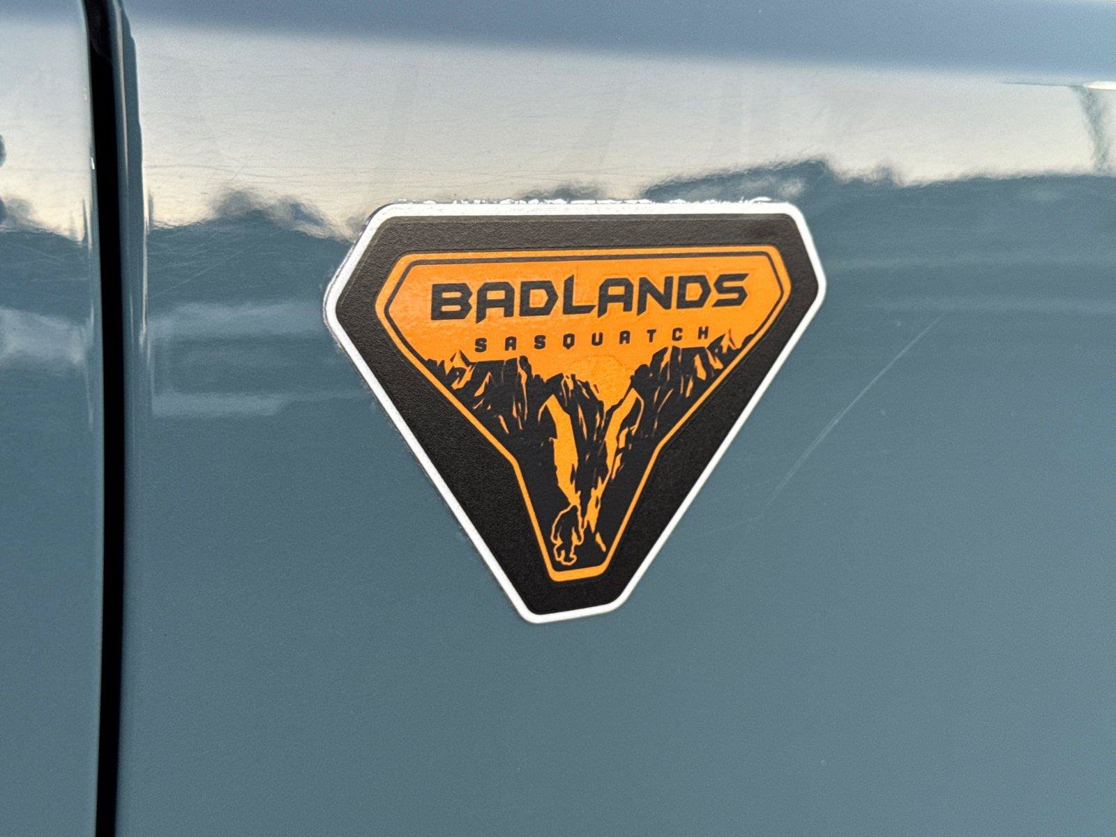Certified 2023 Ford Bronco Badlands AWD/4WD image 8
