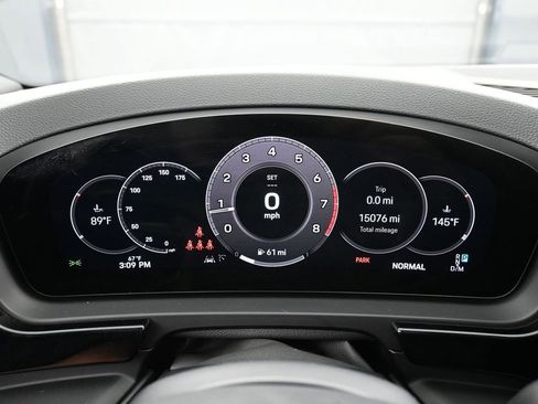Certified 2024 Porsche Cayenne Coupe AWD/4WD image 19