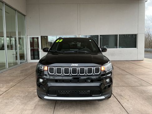 Used 2023 Jeep Compass Limited image 2