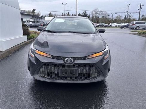 Certified 2022 Toyota Corolla LE w/ LE Premium Package image 8