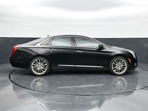 Used 2013 Cadillac XTS Platinum FWD image 8