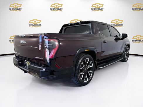 Used 2025 GMC Sierra EV Denali AWD/4WD image 8