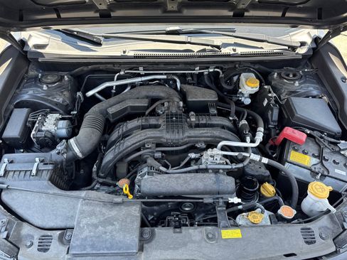 Used 2023 Subaru Crosstrek 2.0i AWD/4WD image 6