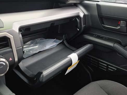New 2026 Toyota 4Runner TRD Off-Road AWD/4WD image 30