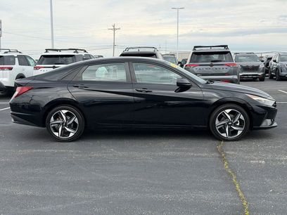 Used 2023 Hyundai Elantra SEL w/ Convenience Package
