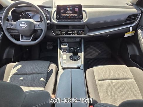 Certified 2026 Nissan Rogue SV FWD image 13