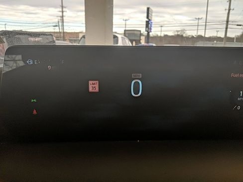 Used 2025 Ford Expedition Max Platinum image 33