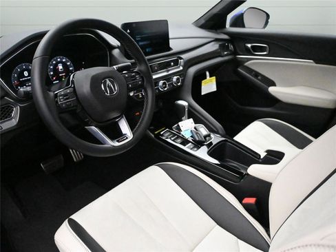 Used 2025 Acura Integra A-Spec image 2