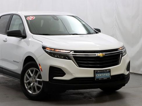 Certified 2024 Chevrolet Equinox LS w/ LS Convenience Package image 2