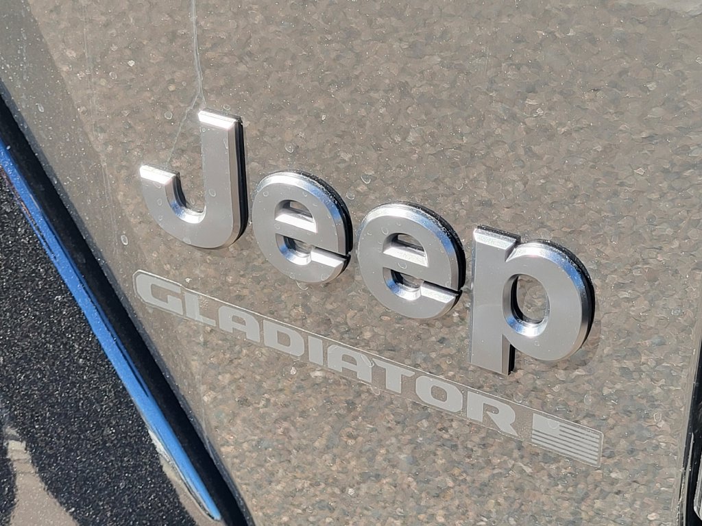 New 2026 Jeep Gladiator Sport AWD/4WD image 11