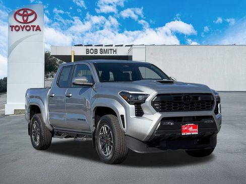 New 2026 Toyota Tacoma TRD Sport image 3