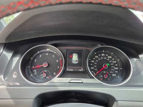 Used 2015 Volkswagen GTI S image 20