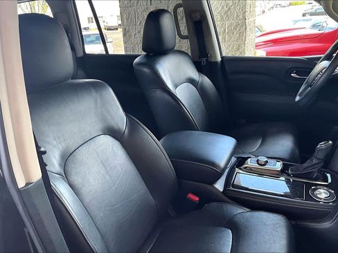 Used 2023 INFINITI QX80 Luxe w/ Cargo Package image 9