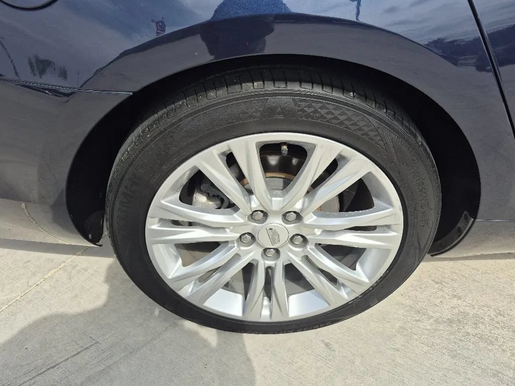 Used 2018 Cadillac XTS Luxury AWD/4WD image 9