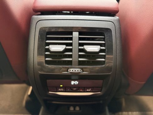 Used 2023 BMW X4 xDrive30i w/ M Sport Package image 11