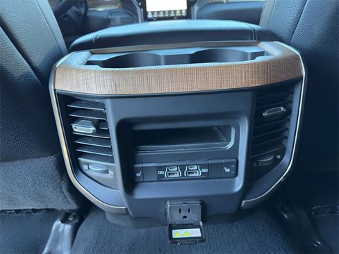 Used 2022 RAM 3500 Limited image 36