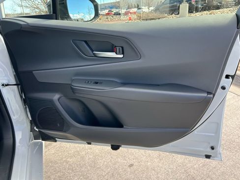 Used 2024 Toyota Prius XLE image 30