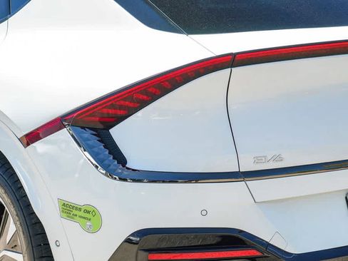 Used 2023 Kia EV6 GT-Line RWD image 8