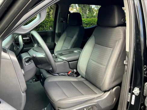 Used 2023 Chevrolet Silverado 1500 Custom image 24