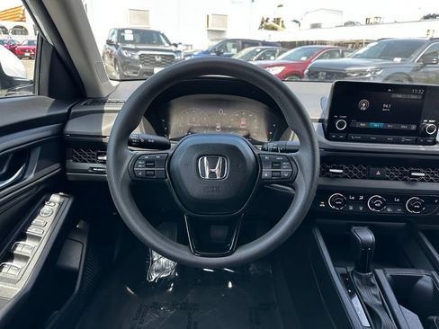 Used 2023 Honda Accord EX image 18