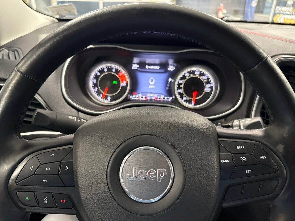 Used 2021 Jeep Cherokee Trailhawk w/ Sun, Sound & Nav Group AWD/4WD image 29