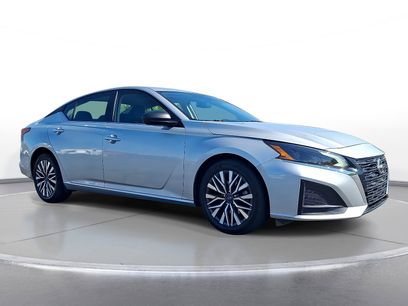 Used 2024 Nissan Altima 2.5 SV