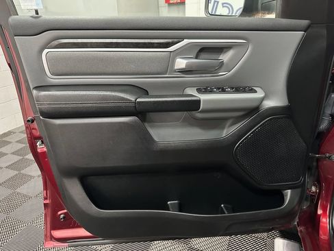 Used 2020 RAM 1500 Big Horn AWD/4WD image 17