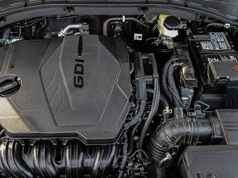 Certified 2025 Kia Sorento LX image 30