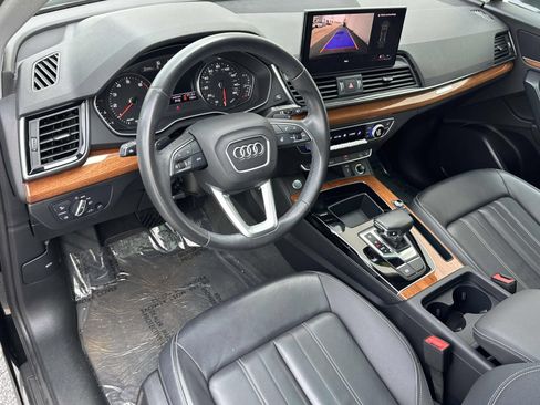 Used 2023 Audi Q5 2.0T Premium w/ Convenience Package AWD/4WD image 9