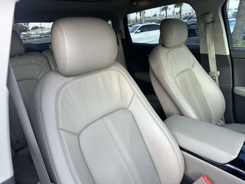 Certified 2021 Lincoln Nautilus Reserve w/ Equipment Group 201A image 24