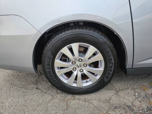 Used 2017 Honda Odyssey EX image 6