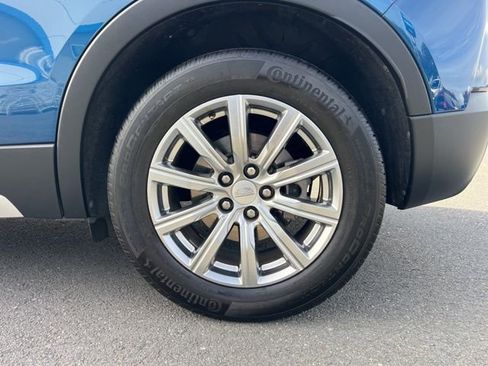 Used 2019 Cadillac XT4 Premium Luxury w/ Cold Weather Package image 9