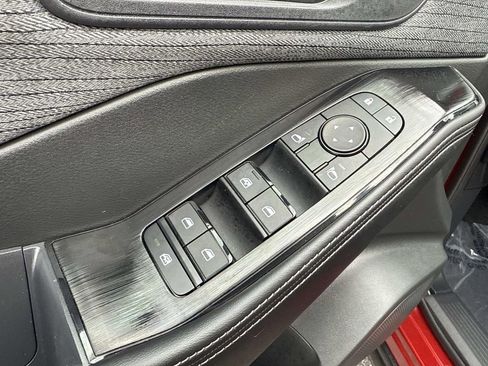 Used 2023 Nissan Rogue SV image 22