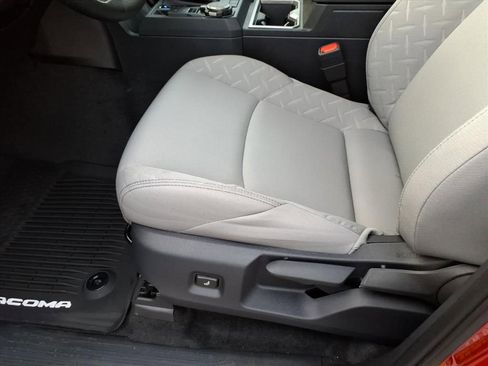 New 2026 Toyota Tacoma SR5 image 9