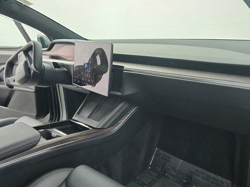 Used 2022 Tesla Model X AWD/4WD image 29