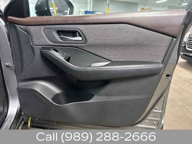 Used 2021 Nissan Rogue SV FWD image 18