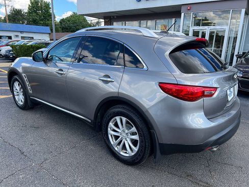 Used 2010 INFINITI FX35 AWD w/ Premium Pkg image 12