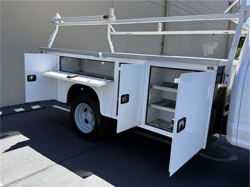 Used 2018 Ford F550 4x4 Crew Cab Super Duty image 22