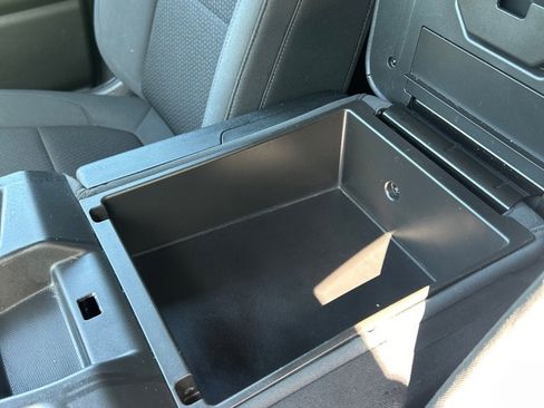 Used 2021 Chevrolet Silverado 1500 Custom AWD/4WD image 16