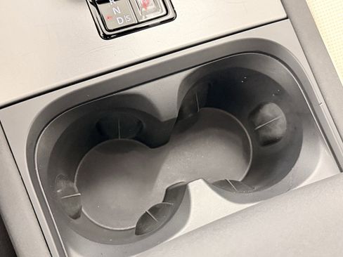 New 2025 Land Rover Discovery Sport Dynamic SE image 28