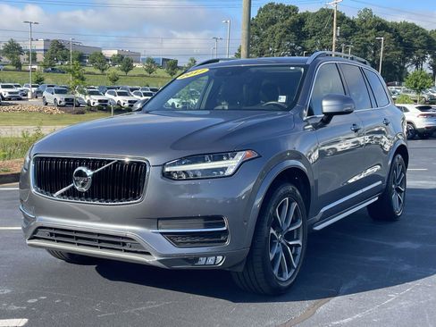 Used 2017 Volvo XC90 T6 Momentum w/ Vision Package AWD/4WD image 3