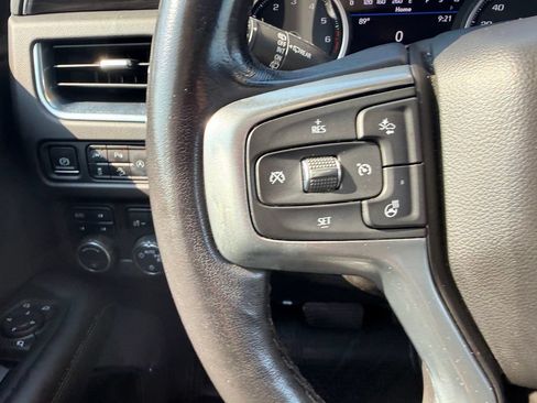 Used 2021 Chevrolet Tahoe Z71 w/ Z71 Off-Road Package AWD/4WD image 44
