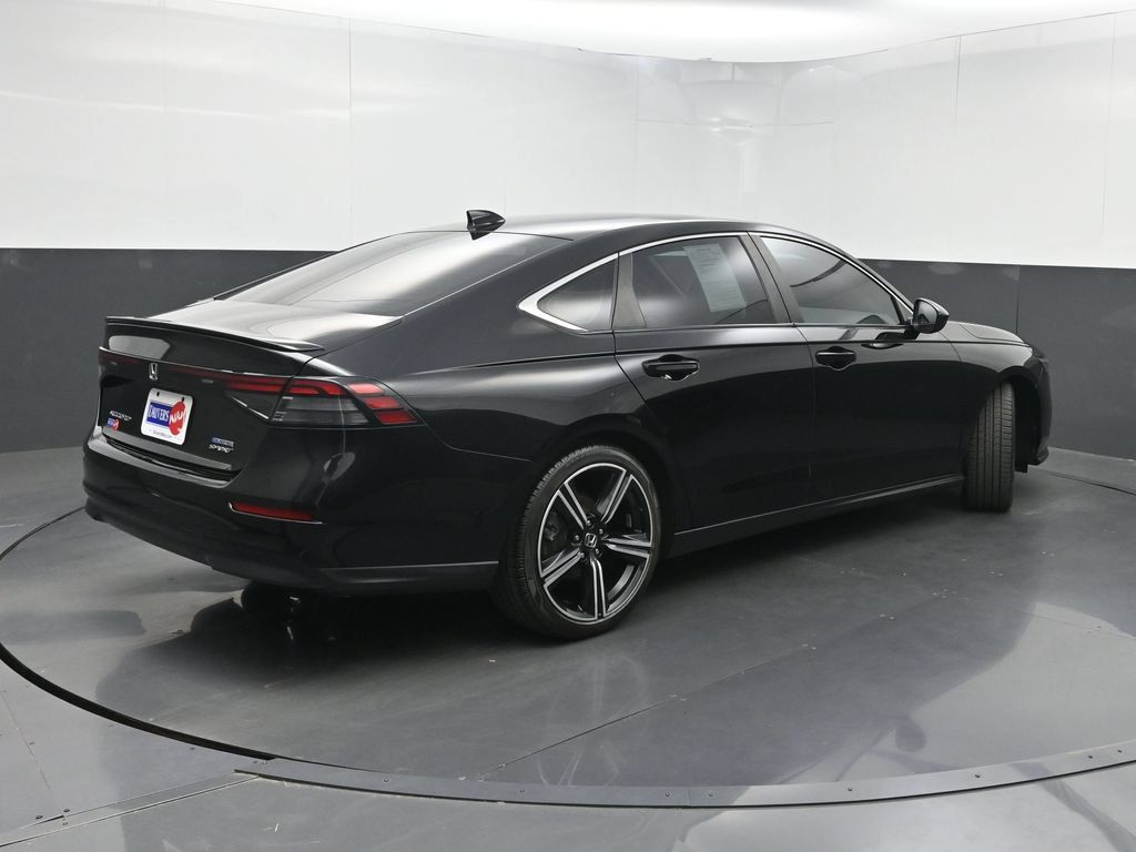 Used 2023 Honda Accord Sport image 19