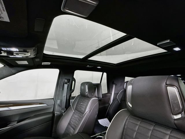 Used 2025 Cadillac Escalade Sport Platinum AWD/4WD image 23
